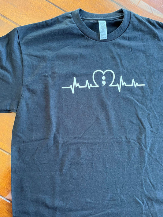 T-Shirt Ligne du coeur et point-virgule